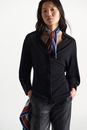Dorothee Schumacher Printed silk twill scarf colorful ribbon scarf Model Detail View