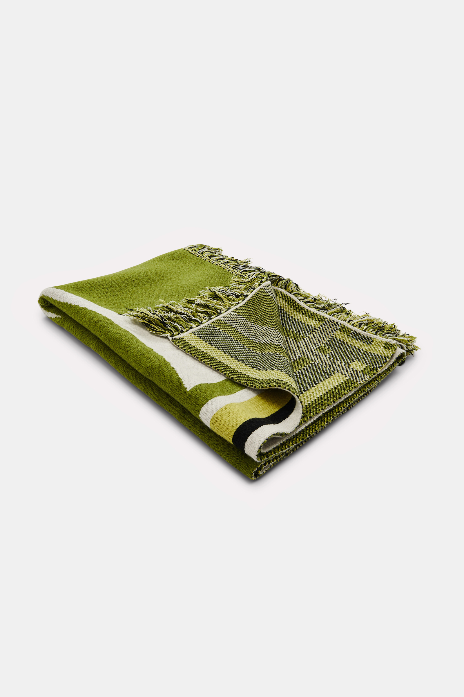 LUCKY CLOVER blanket Dorothee Schumacher Wolldecke mit Kleeblatt und GOOD LUCK Motiv marrocan green/white