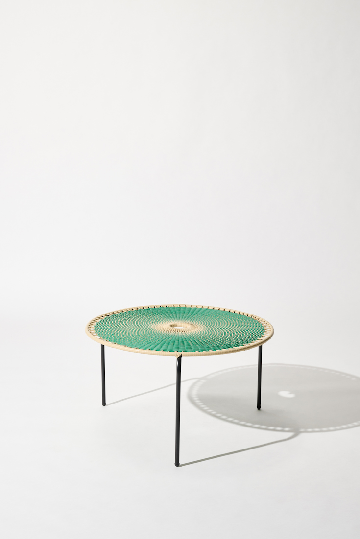 Dorothee Schumacher Großer handgeflochtener Coffee Table verde beige mix