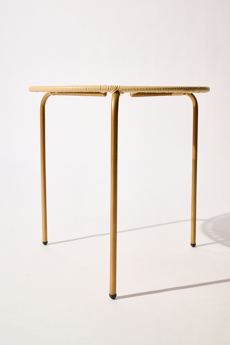 Dorothee Schumacher KLEINER HANDGEFLOCHTENER COFFEE TABLE copper beige mix