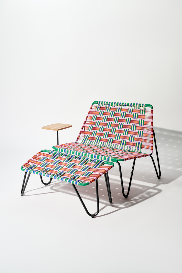 PRII love seat