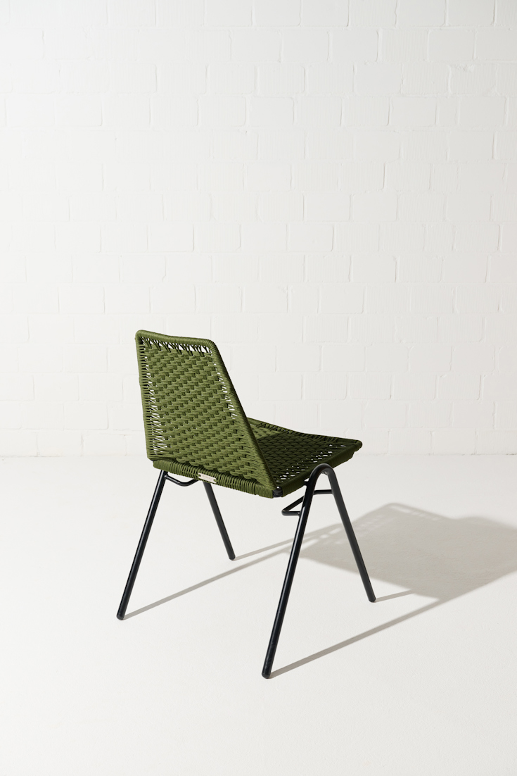 Dorothee Schumacher Handgeflochtener Indoor Stuhl verde militar beige mix