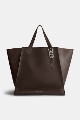 Dorothee Schumacher XL-Tote aus weichem Kalbsleder mit D-Rings dark brown/silver