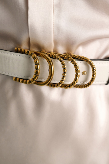 Dorothee Schumacher Gürtel aus weichem Kalbsleder mit D-Rings off white
