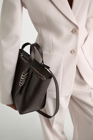 Dorothee Schumacher Crossbody Tote Bag in soft calf leather with D-ring hardware Dark Chocolate
