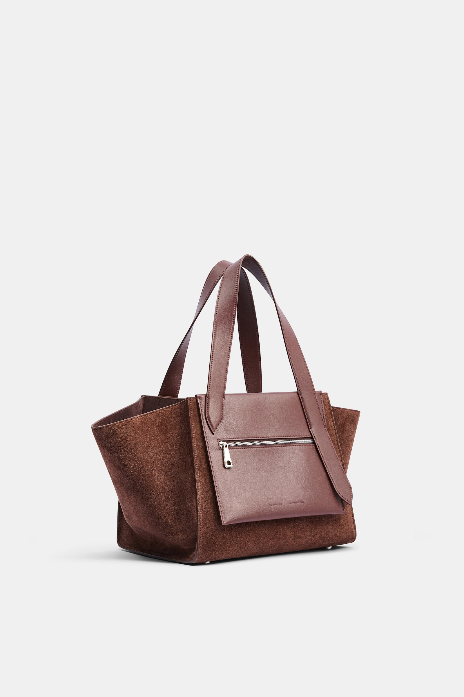 Dorothee Schumacher Horizontale Tote Bag aus Kalbswildleder sequoia Model Detail View