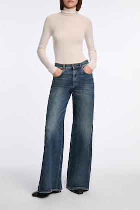 Dorothee Schumacher Seamless turtleneck pullover camellia white