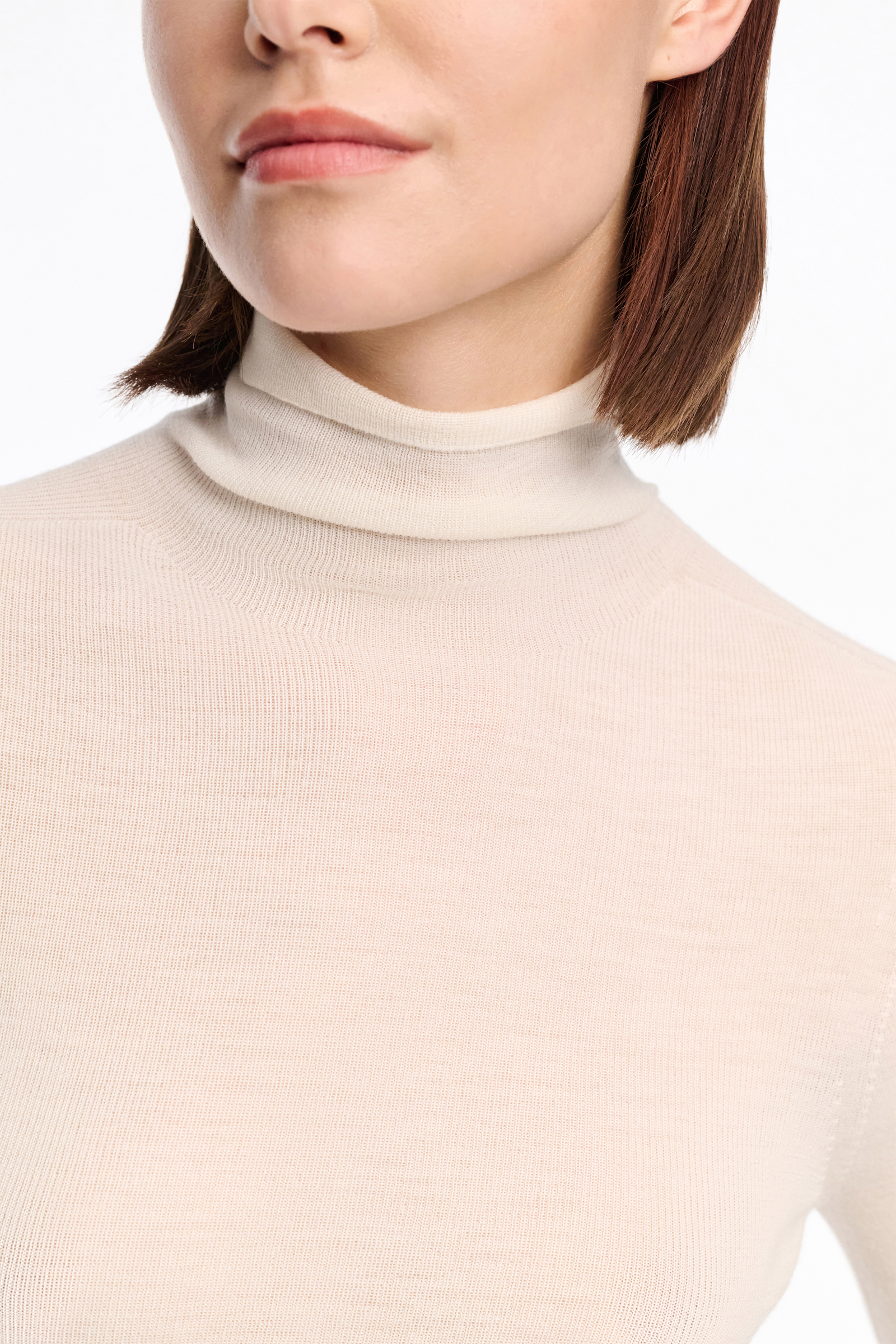 Dorothee Schumacher Rollkragenpullover aus Merino camellia white