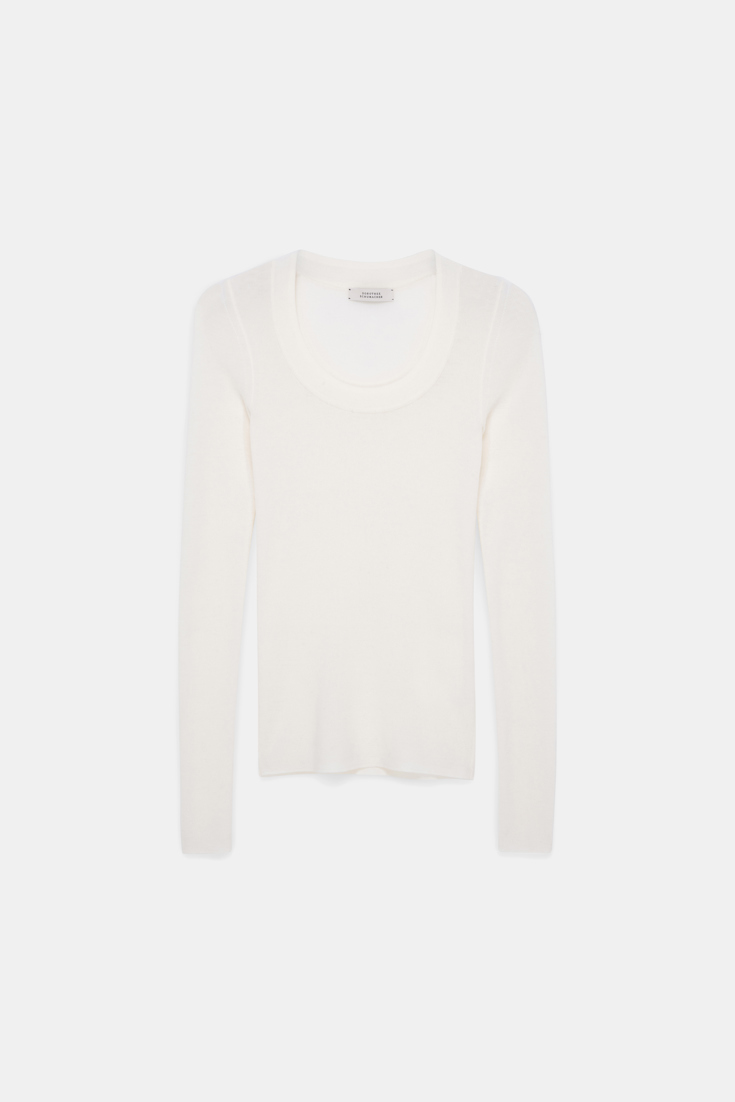 Dorothee Schumacher Pullover with deep scoop neckline camellia white
