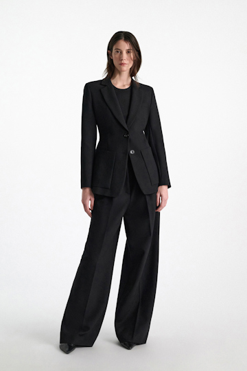 Dorothee Schumacher Hourglass blazer pure black
