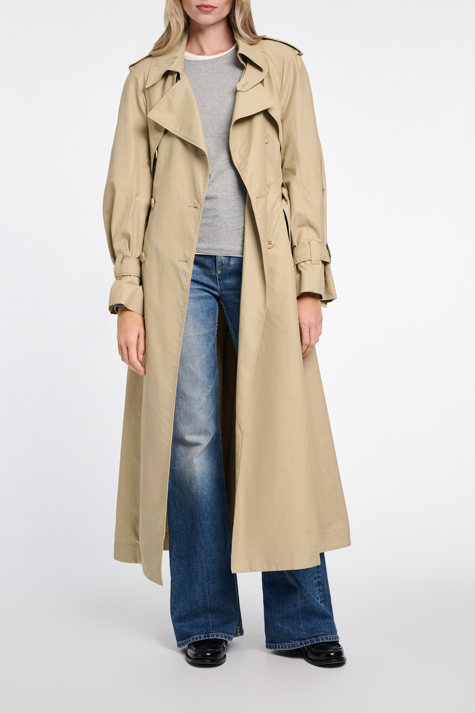 Dorothee Schumacher Trenchcoat aus Technostoff khaki beige