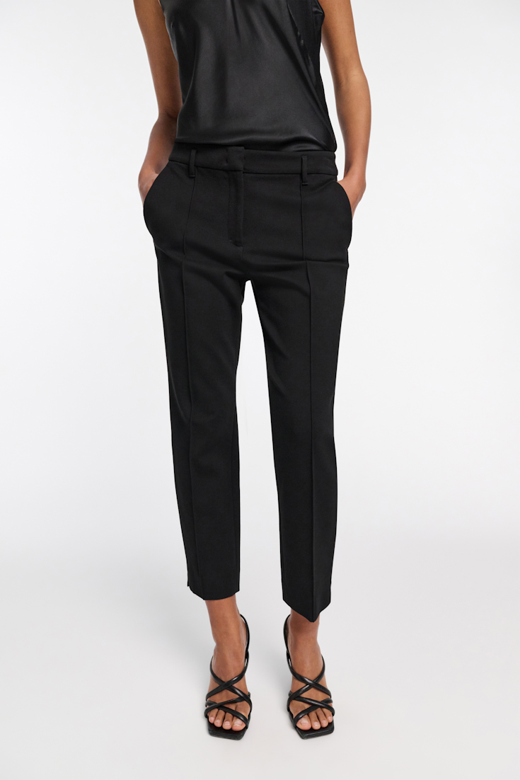 Dorothee Schumacher Cigarette pants in Punto Milano pure black