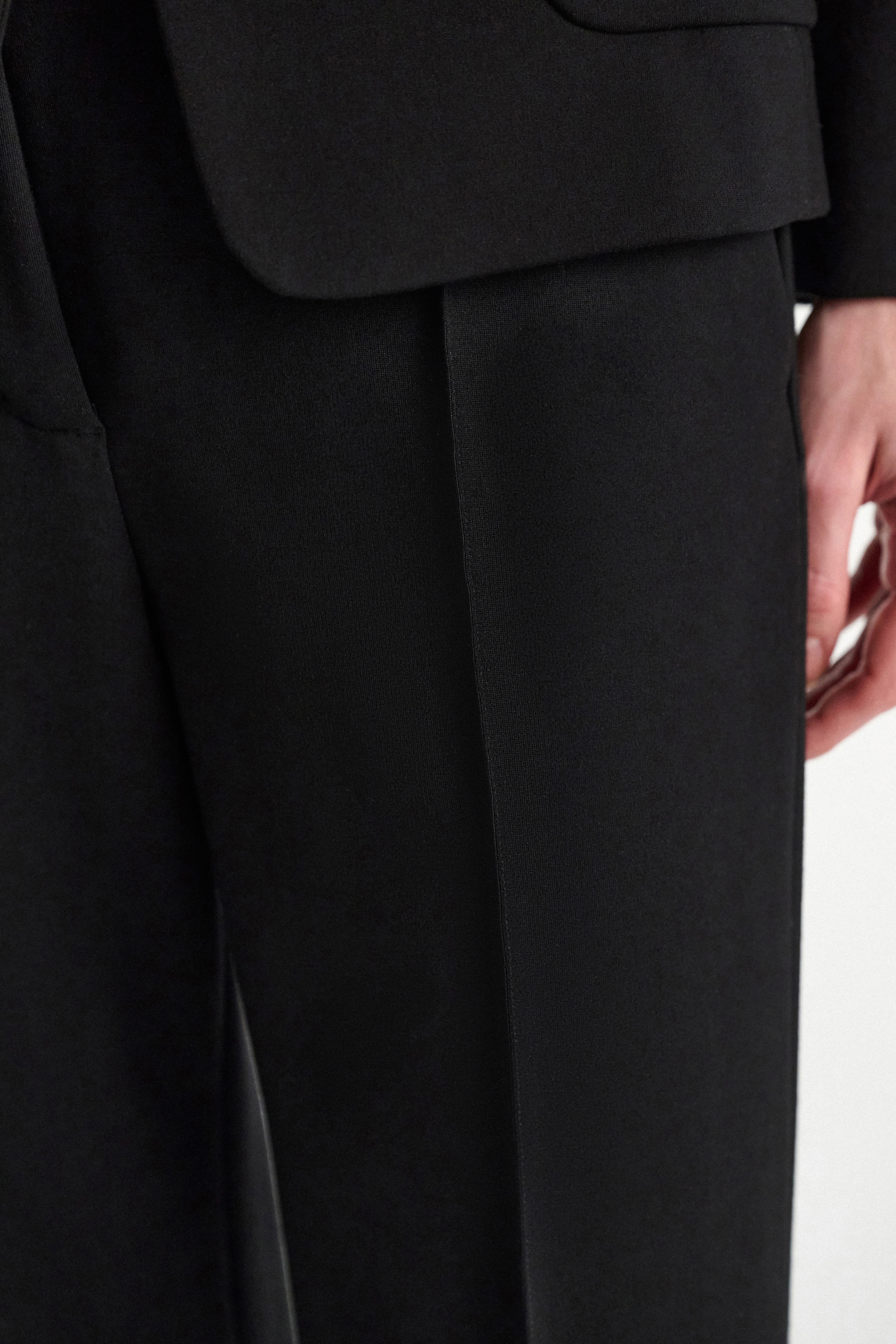 Dorothee Schumacher Cigarette pants in Punto Milano pure black