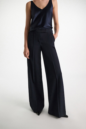Dorothee Schumacher Wide leg pants in Punto Milano dark navy