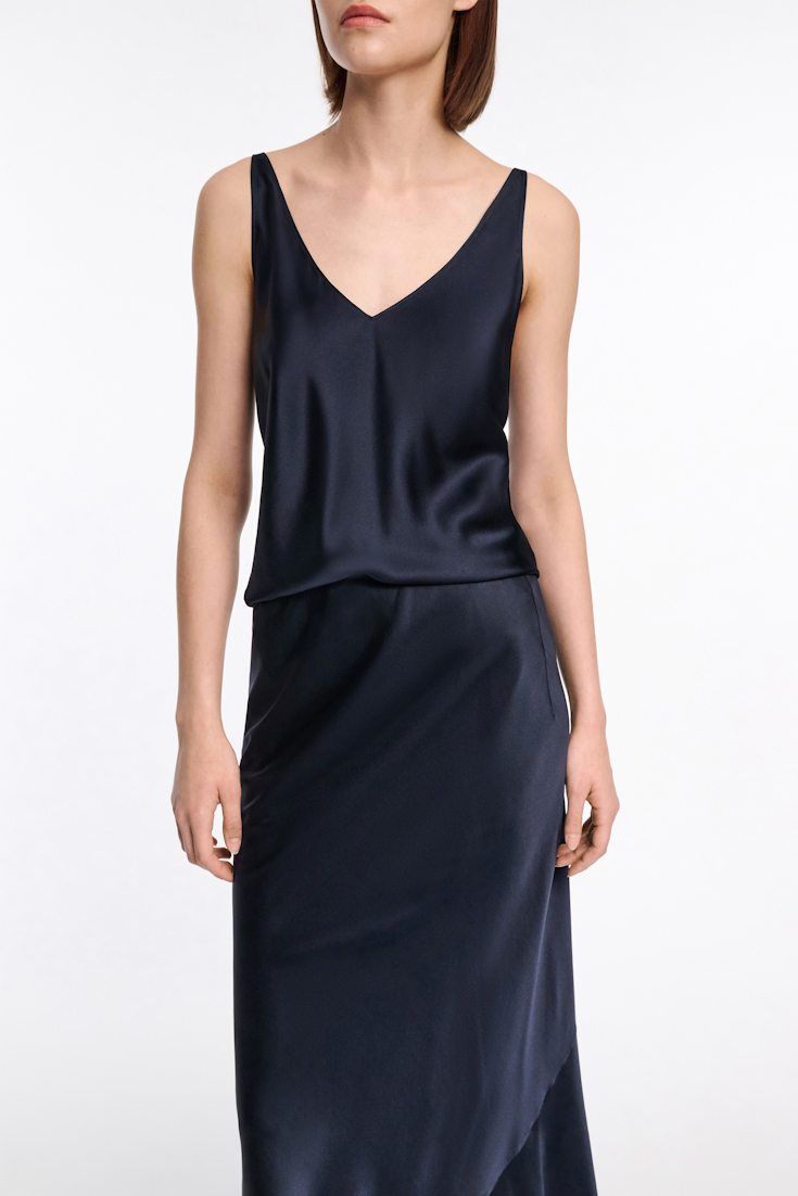 Dorothee Schumacher Top aus Satin mit verstellbaren Trägern dark navy