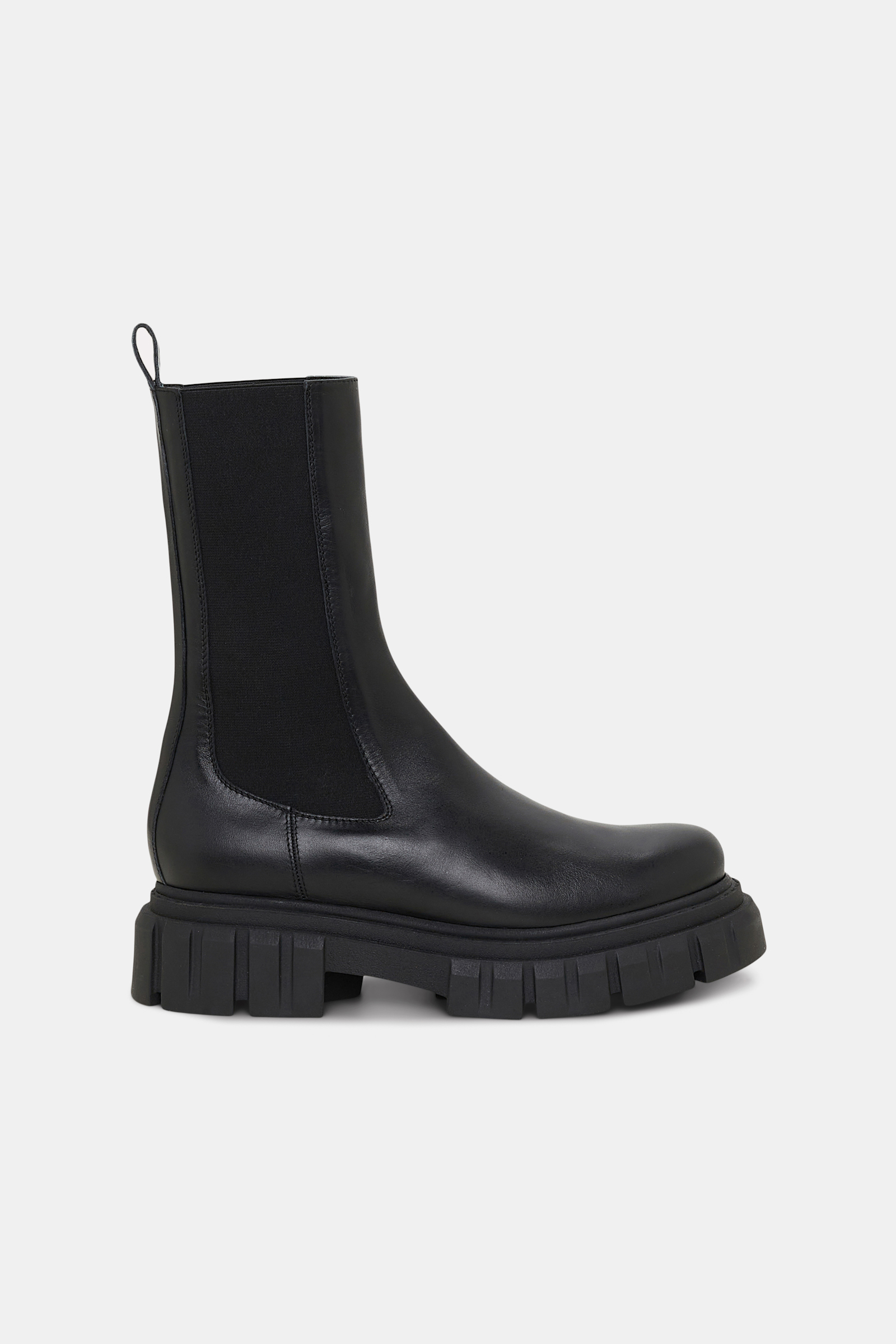 Dorothee Schumacher Leather Chelsea boots with chunky lug soles pure black