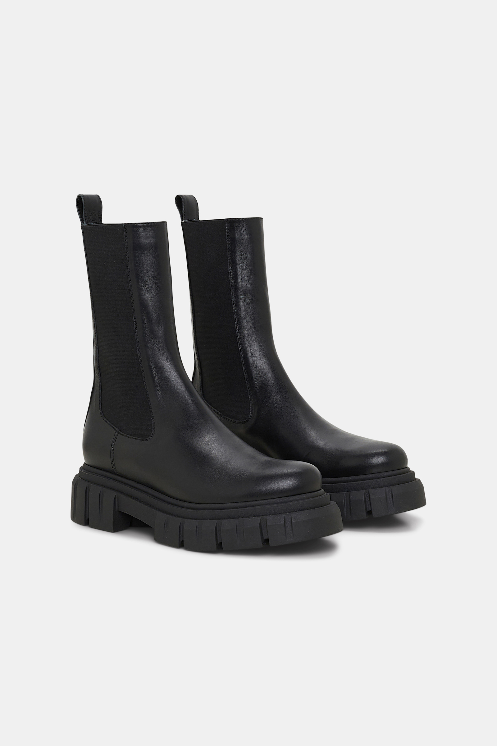 Dorothee Schumacher Leather Chelsea boots with chunky lug soles pure black